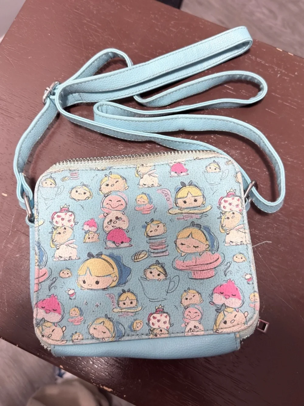Disney Store Blue Alice in Wonderland Tsum Tsum Crossbody Bag Purse - Picture 2 of 4